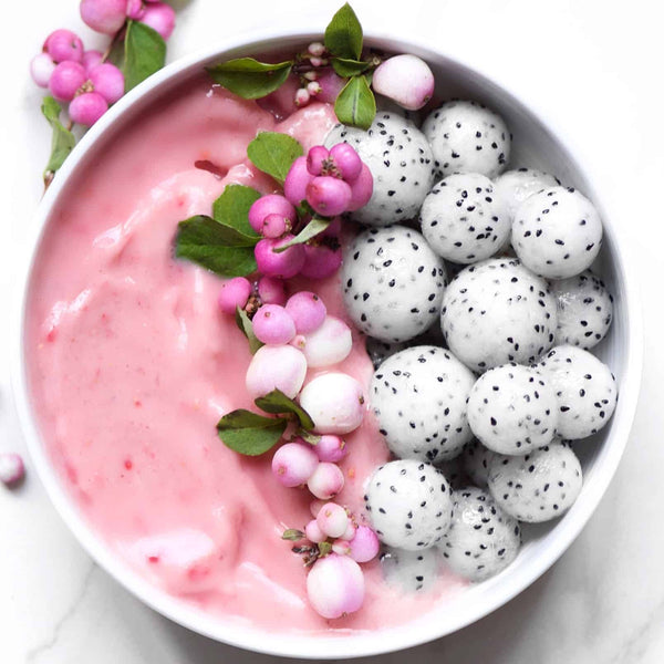 Skin Food: Strawberry smoothie bowl